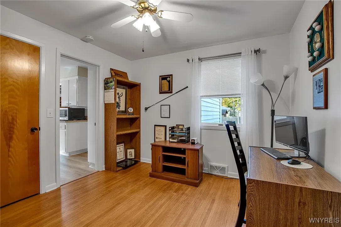 4570 Christian Dr, Clarence, New York 14031, Clarence, New York 14031, 3 Bedrooms Bedrooms, 6 Rooms Rooms,1 BathroomBathrooms,Residential,For Sale,4570 Christian Dr, Clarence, New York 14031,0,B1648699