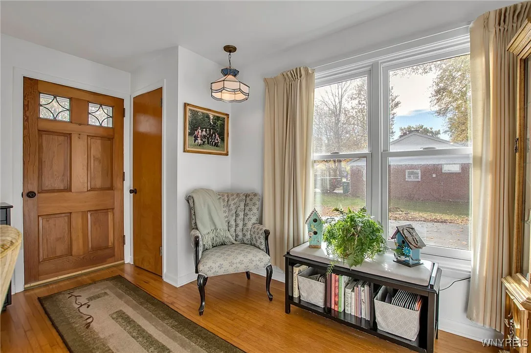 4570 Christian Dr, Clarence, New York 14031, Clarence, New York 14031, 3 Bedrooms Bedrooms, 6 Rooms Rooms,1 BathroomBathrooms,Residential,For Sale,4570 Christian Dr, Clarence, New York 14031,0,B1648699