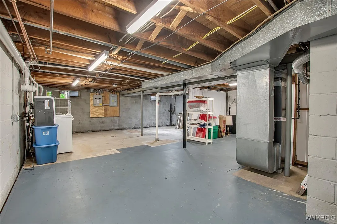 4570 Christian Dr, Clarence, New York 14031, Clarence, New York 14031, 3 Bedrooms Bedrooms, 6 Rooms Rooms,1 BathroomBathrooms,Residential,For Sale,4570 Christian Dr, Clarence, New York 14031,0,B1648699