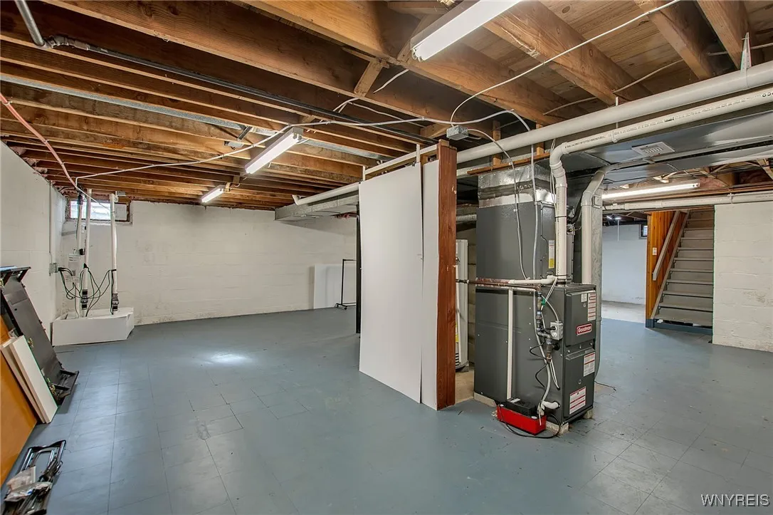 4570 Christian Dr, Clarence, New York 14031, Clarence, New York 14031, 3 Bedrooms Bedrooms, 6 Rooms Rooms,1 BathroomBathrooms,Residential,For Sale,4570 Christian Dr, Clarence, New York 14031,0,B1648699