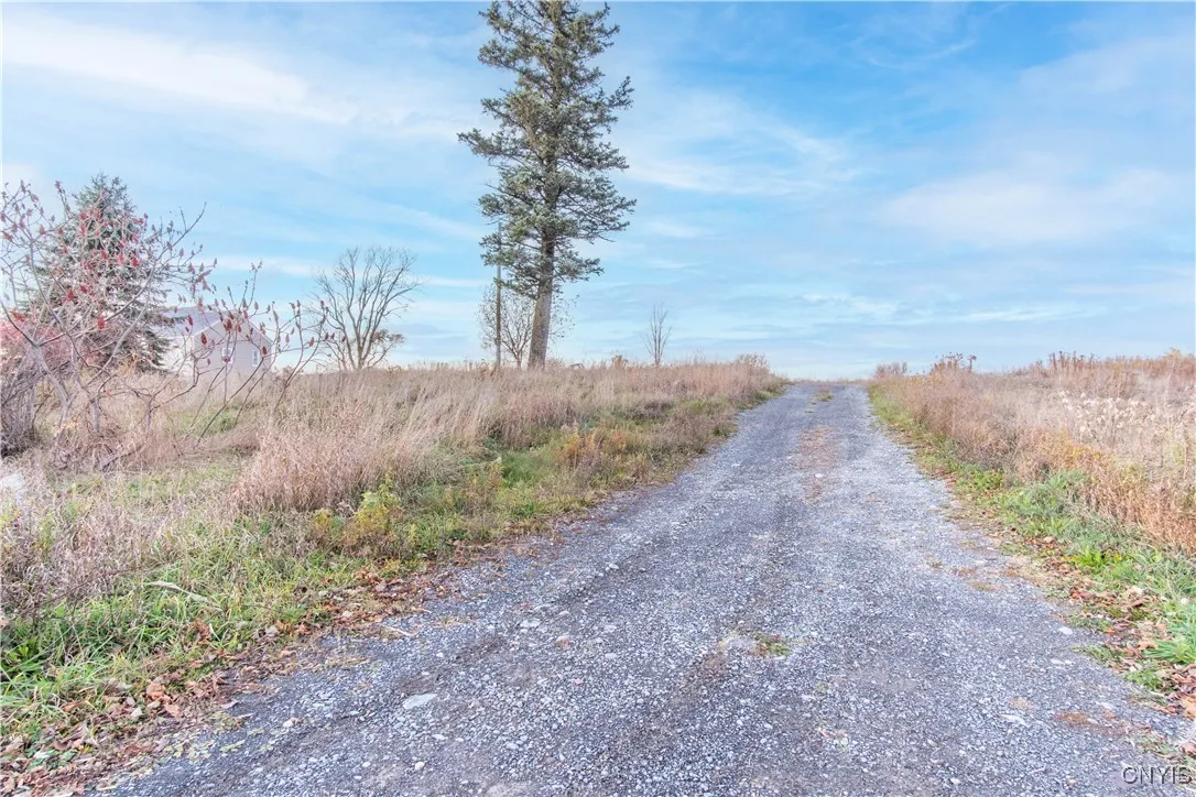 28827 Middle Road, Rutland, New York 13601, Rutland, New York 13601, 4 Bedrooms Bedrooms, 7 Rooms Rooms,2 BathroomsBathrooms,Residential,For Sale,28827 Middle Road, Rutland, New York 13601,0,S1648688