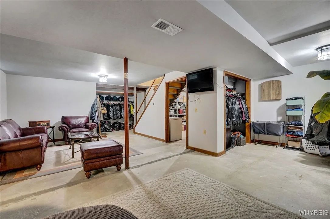 6786 Scherff Road, Orchard Park, New York 14127, Orchard Park, New York 14127, 3 Bedrooms Bedrooms, 9 Rooms Rooms,2 BathroomsBathrooms,Residential,For Sale,6786 Scherff Road, Orchard Park, New York 14127,0,B1647454