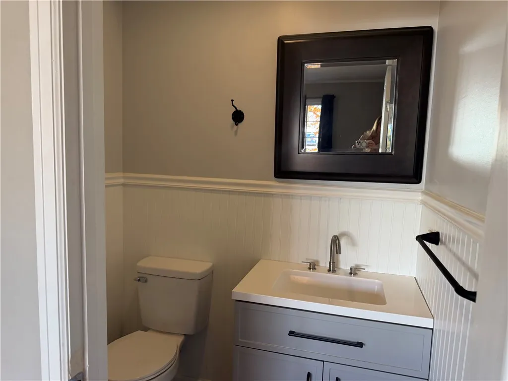 36 Shannon Street, Bath, New York 14810, Bath, New York 14810, 4 Bedrooms Bedrooms, 8 Rooms Rooms,2 BathroomsBathrooms,Residential,For Sale,36 Shannon Street, Bath, New York 14810,0,R1648975