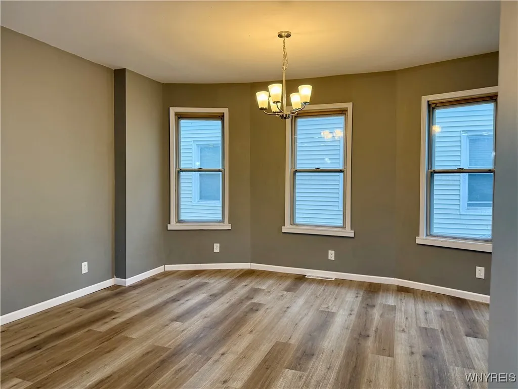 125 Duerstein Street, West Seneca, New York 14210, West Seneca, New York 14210, 3 Bedrooms Bedrooms, 9 Rooms Rooms,1 BathroomBathrooms,Residential,For Sale,125 Duerstein Street, West Seneca, New York 14210,0,B1648901