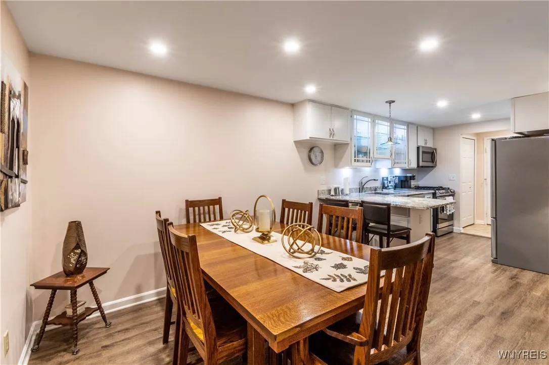 60 Hamlin Square 3, Amherst, New York 14221, Amherst, New York 14221, 3 Bedrooms Bedrooms, 6 Rooms Rooms,2 BathroomsBathrooms,Residential,For Sale,60 Hamlin Square 3, Amherst, New York 14221,0,B1648976