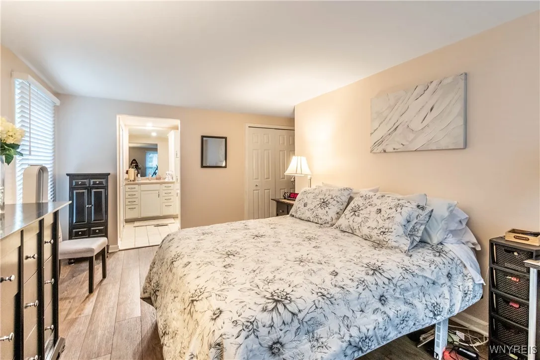 60 Hamlin Square 3, Amherst, New York 14221, Amherst, New York 14221, 3 Bedrooms Bedrooms, 6 Rooms Rooms,2 BathroomsBathrooms,Residential,For Sale,60 Hamlin Square 3, Amherst, New York 14221,0,B1648976