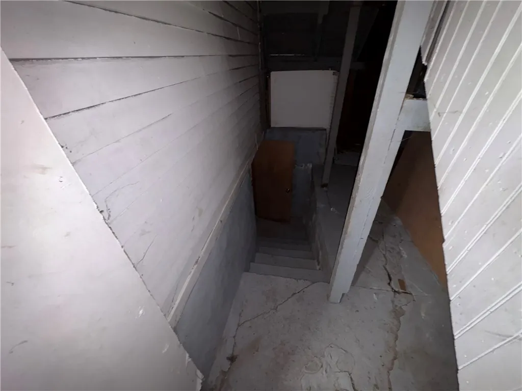 1358 North Clinton Avenue, Rochester, New York 146, Rochester, New York 14621, 4 Bedrooms Bedrooms, 8 Rooms Rooms,2 BathroomsBathrooms,Residential,For Sale,1358 North Clinton Avenue, Rochester, New York 146,0,R1648781