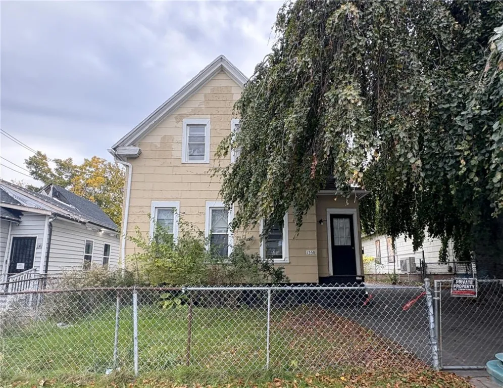 1358 North Clinton Avenue, Rochester, New York 146, Rochester, New York 14621, 4 Bedrooms Bedrooms, 8 Rooms Rooms,2 BathroomsBathrooms,Residential,For Sale,1358 North Clinton Avenue, Rochester, New York 146,0,R1648781
