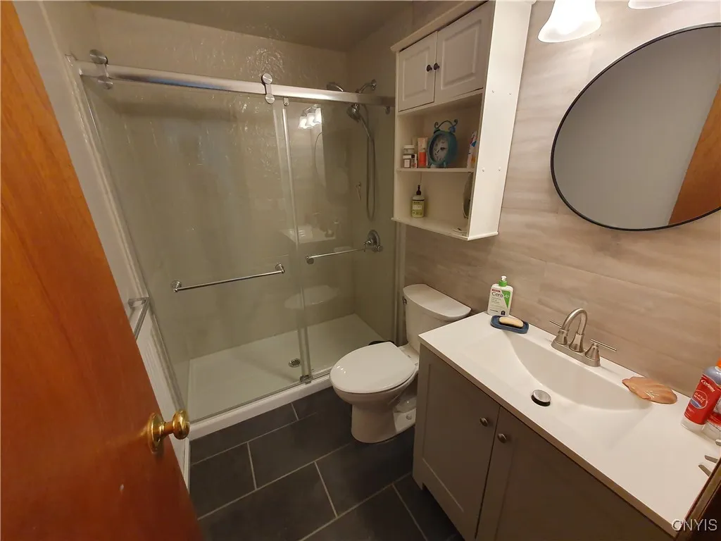 109 Vantage Drive, Camillus, New York 13031, Camillus, New York 13031, 3 Bedrooms Bedrooms, 7 Rooms Rooms,2 BathroomsBathrooms,Residential,For Sale,109 Vantage Drive, Camillus, New York 13031,0,S1648649