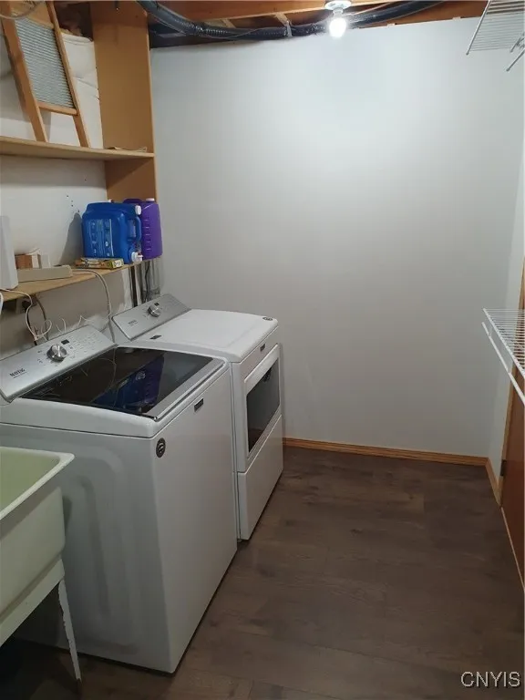 109 Vantage Drive, Camillus, New York 13031, Camillus, New York 13031, 3 Bedrooms Bedrooms, 7 Rooms Rooms,2 BathroomsBathrooms,Residential,For Sale,109 Vantage Drive, Camillus, New York 13031,0,S1648649