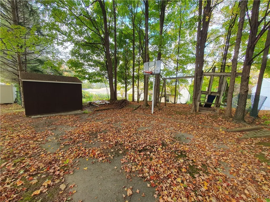 109 Vantage Drive, Camillus, New York 13031, Camillus, New York 13031, 3 Bedrooms Bedrooms, 7 Rooms Rooms,2 BathroomsBathrooms,Residential,For Sale,109 Vantage Drive, Camillus, New York 13031,0,S1648649