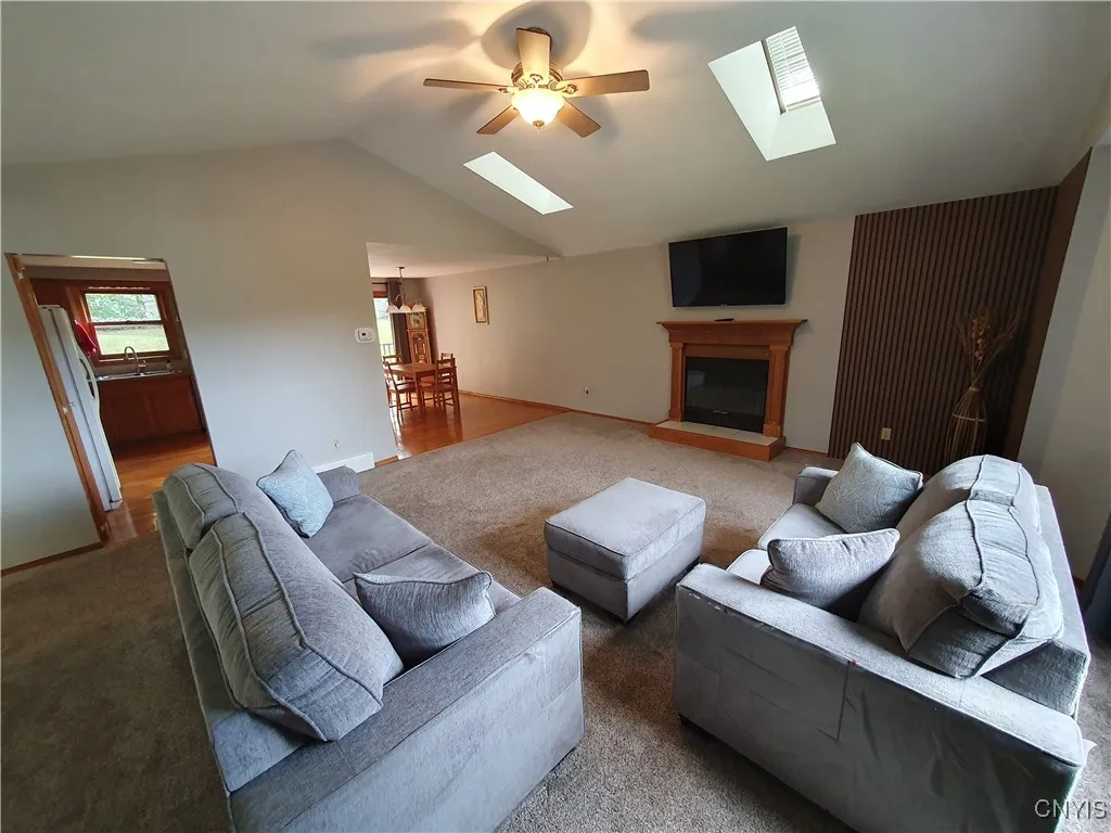 109 Vantage Drive, Camillus, New York 13031, Camillus, New York 13031, 3 Bedrooms Bedrooms, 7 Rooms Rooms,2 BathroomsBathrooms,Residential,For Sale,109 Vantage Drive, Camillus, New York 13031,0,S1648649