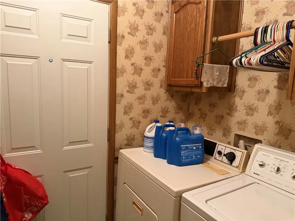 6891 State Route 53, Prattsburgh, New York 14873, Prattsburgh, New York 14873, 3 Bedrooms Bedrooms, 5 Rooms Rooms,3 BathroomsBathrooms,Residential,For Sale,6891 State Route 53, Prattsburgh, New York 14873,0,R1649006