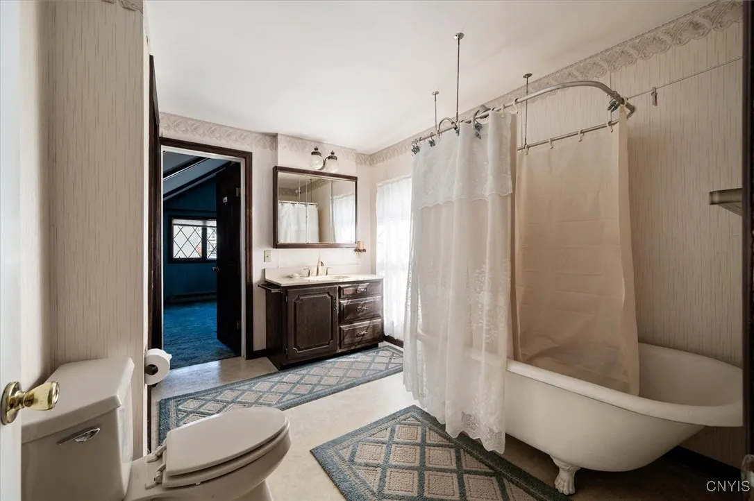 212 N Bellinger Street, Herkimer, New York 13350, Herkimer, New York 13350, 4 Bedrooms Bedrooms, 7 Rooms Rooms,1 BathroomBathrooms,Residential,For Sale,212 N Bellinger Street, Herkimer, New York 13350,0,S1647535