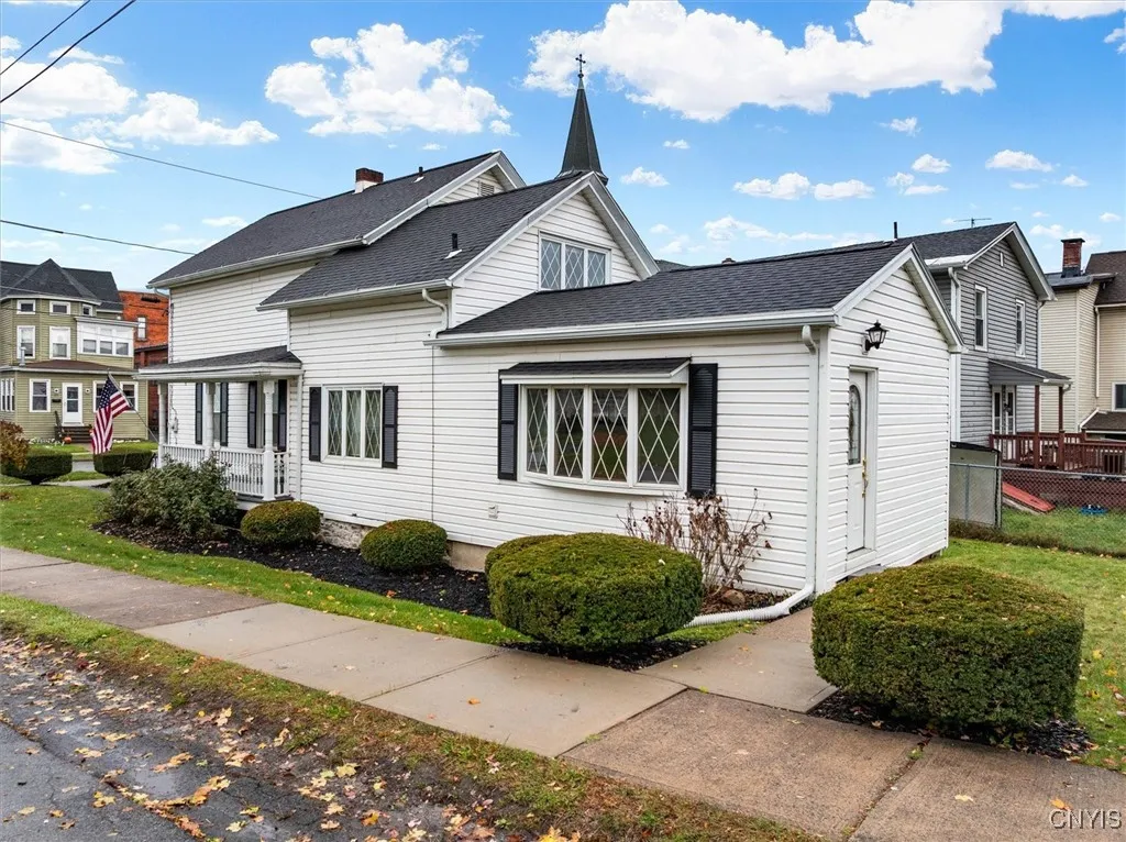 212 N Bellinger Street, Herkimer, New York 13350, Herkimer, New York 13350, 4 Bedrooms Bedrooms, 7 Rooms Rooms,1 BathroomBathrooms,Residential,For Sale,212 N Bellinger Street, Herkimer, New York 13350,0,S1647535