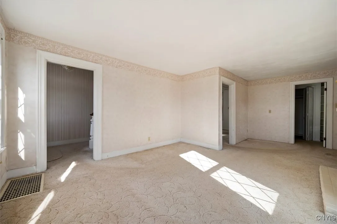 212 N Bellinger Street, Herkimer, New York 13350, Herkimer, New York 13350, 4 Bedrooms Bedrooms, 7 Rooms Rooms,1 BathroomBathrooms,Residential,For Sale,212 N Bellinger Street, Herkimer, New York 13350,0,S1647535