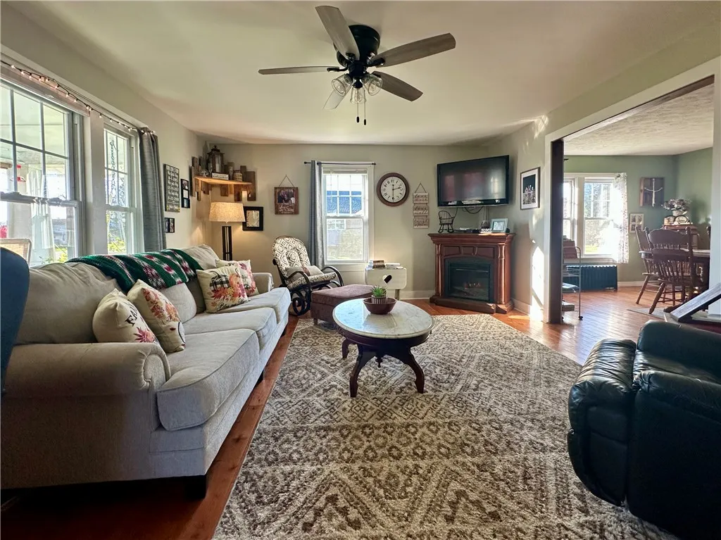 121 State Route 17c, Barton, New York 14892, Barton, New York 14892, 3 Bedrooms Bedrooms, 9 Rooms Rooms,2 BathroomsBathrooms,Residential,For Sale,121 State Route 17c, Barton, New York 14892,0,R1648409