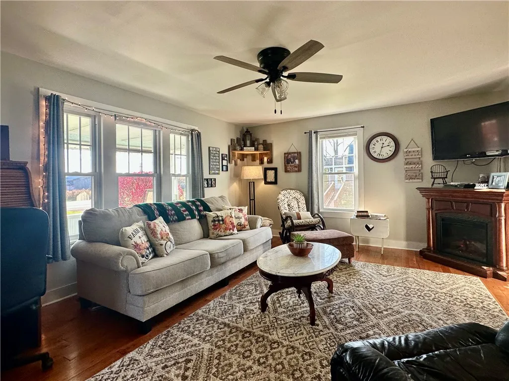 121 State Route 17c, Barton, New York 14892, Barton, New York 14892, 3 Bedrooms Bedrooms, 9 Rooms Rooms,2 BathroomsBathrooms,Residential,For Sale,121 State Route 17c, Barton, New York 14892,0,R1648409