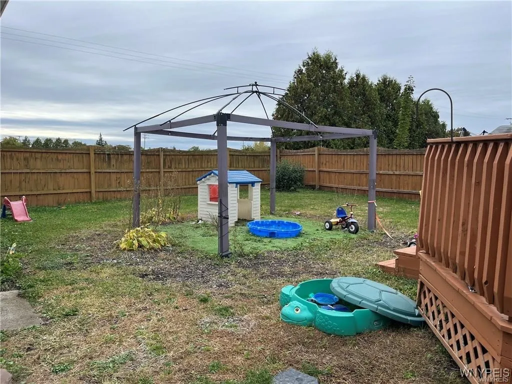 36 Park Avenue, Royalton, New York 14105, Royalton, New York 14105, 3 Bedrooms Bedrooms, 7 Rooms Rooms,2 BathroomsBathrooms,Residential,For Sale,36 Park Avenue, Royalton, New York 14105,0,B1648767