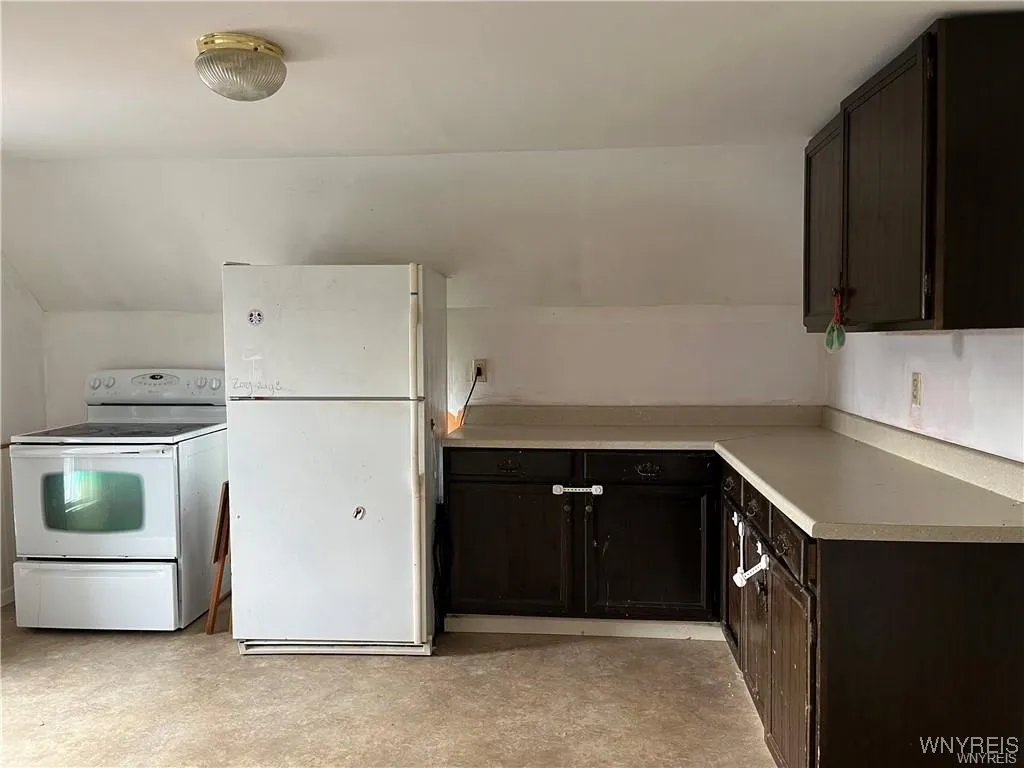 36 Park Avenue, Royalton, New York 14105, Royalton, New York 14105, 3 Bedrooms Bedrooms, 7 Rooms Rooms,2 BathroomsBathrooms,Residential,For Sale,36 Park Avenue, Royalton, New York 14105,0,B1648767