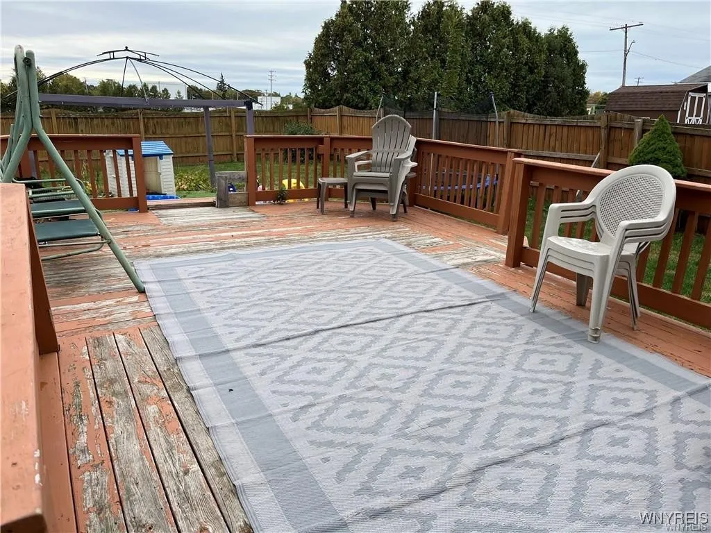 36 Park Avenue, Royalton, New York 14105, Royalton, New York 14105, 3 Bedrooms Bedrooms, 7 Rooms Rooms,2 BathroomsBathrooms,Residential,For Sale,36 Park Avenue, Royalton, New York 14105,0,B1648767