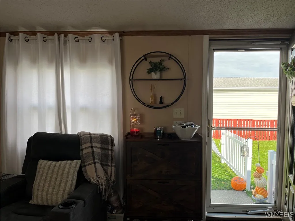 1289 Norwood Drive, Lockport Town, New York 14094, Lockport Town, New York 14094, 3 Bedrooms Bedrooms, 5 Rooms Rooms,2 BathroomsBathrooms,Residential,For Sale,1289 Norwood Drive, Lockport Town, New York 14094,0,B1649008