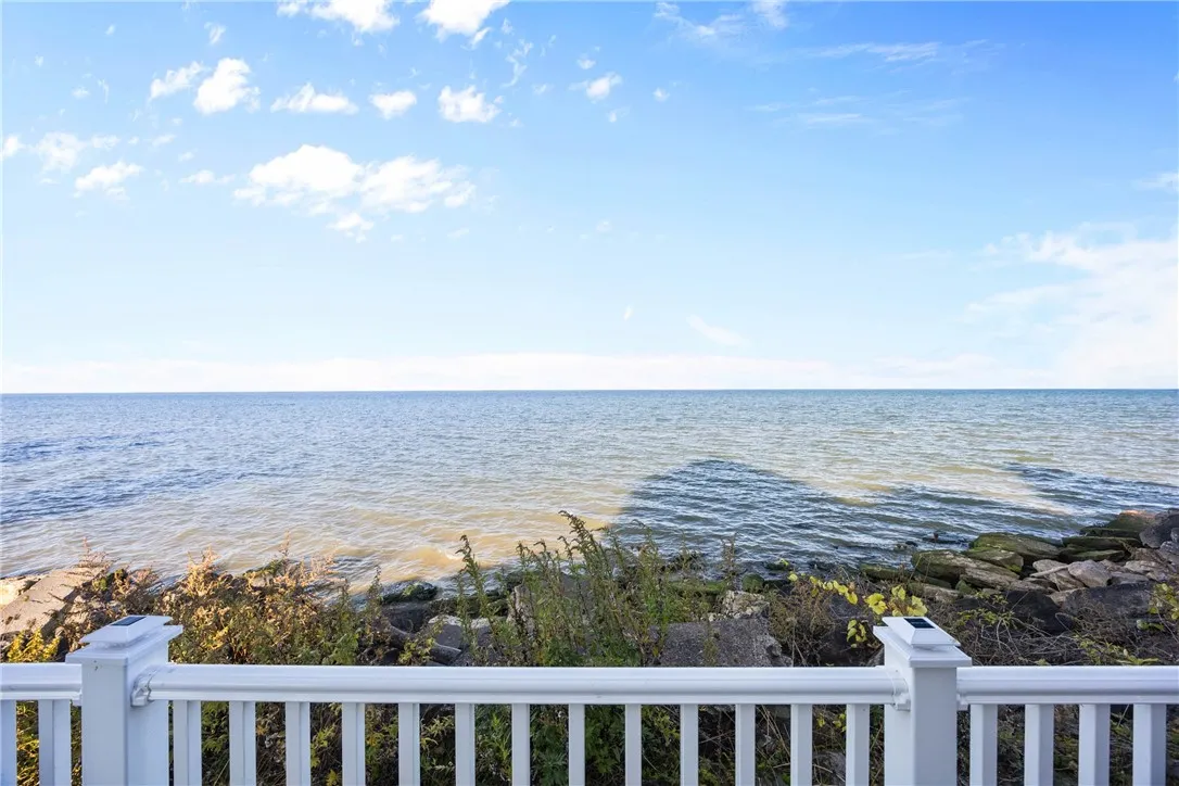 3060 Edgemere Drive, Greece, New York 14612, Greece, New York 14612, 3 Bedrooms Bedrooms, 7 Rooms Rooms,3 BathroomsBathrooms,Residential,For Sale,3060 Edgemere Drive, Greece, New York 14612,0,R1649016