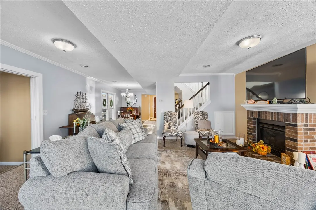 3060 Edgemere Drive, Greece, New York 14612, Greece, New York 14612, 3 Bedrooms Bedrooms, 7 Rooms Rooms,3 BathroomsBathrooms,Residential,For Sale,3060 Edgemere Drive, Greece, New York 14612,0,R1649016