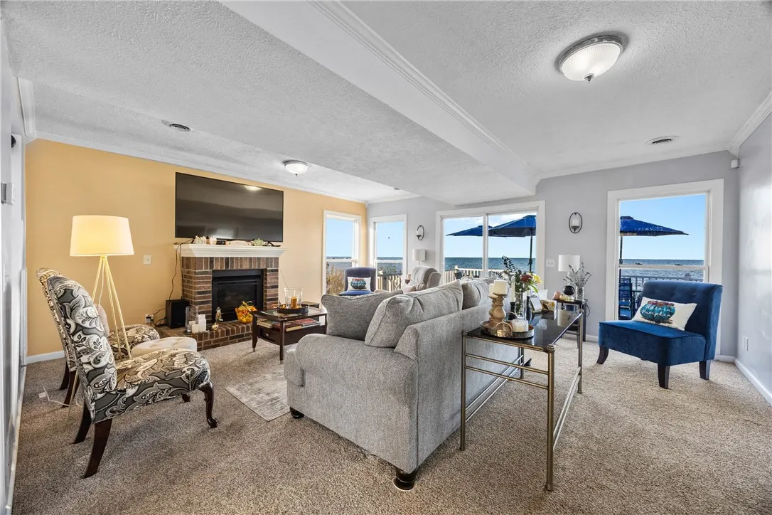 3060 Edgemere Drive, Greece, New York 14612, Greece, New York 14612, 3 Bedrooms Bedrooms, 7 Rooms Rooms,3 BathroomsBathrooms,Residential,For Sale,3060 Edgemere Drive, Greece, New York 14612,0,R1649016