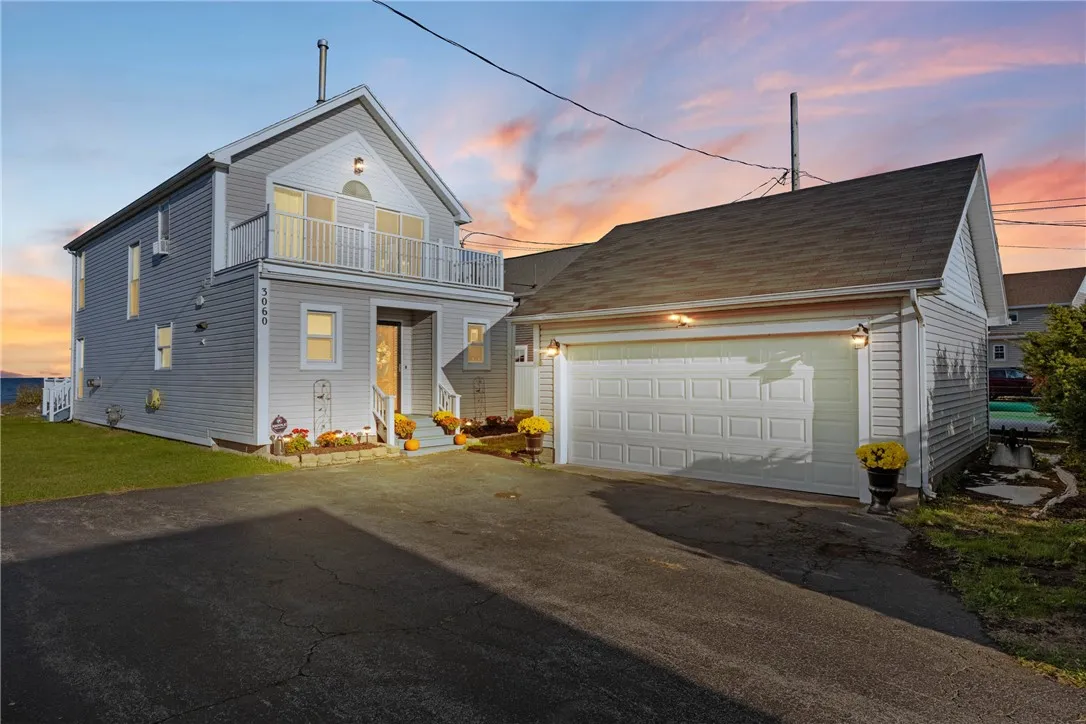 3060 Edgemere Drive, Greece, New York 14612, Greece, New York 14612, 3 Bedrooms Bedrooms, 7 Rooms Rooms,3 BathroomsBathrooms,Residential,For Sale,3060 Edgemere Drive, Greece, New York 14612,0,R1649016