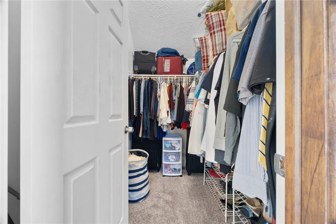 3060 Edgemere Drive, Greece, New York 14612, Greece, New York 14612, 3 Bedrooms Bedrooms, 7 Rooms Rooms,3 BathroomsBathrooms,Residential,For Sale,3060 Edgemere Drive, Greece, New York 14612,0,R1649016