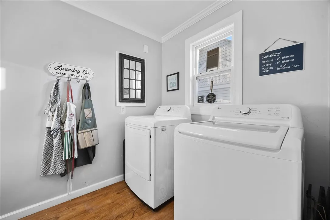 3060 Edgemere Drive, Greece, New York 14612, Greece, New York 14612, 3 Bedrooms Bedrooms, 7 Rooms Rooms,3 BathroomsBathrooms,Residential,For Sale,3060 Edgemere Drive, Greece, New York 14612,0,R1649016