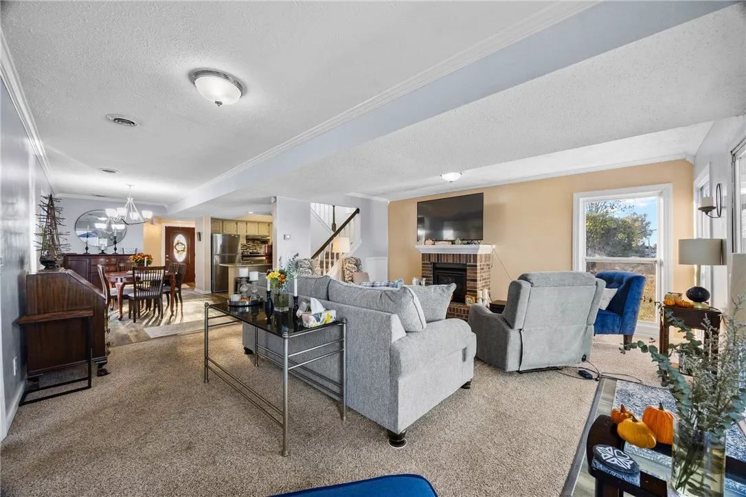 3060 Edgemere Drive, Greece, New York 14612, Greece, New York 14612, 3 Bedrooms Bedrooms, 7 Rooms Rooms,3 BathroomsBathrooms,Residential,For Sale,3060 Edgemere Drive, Greece, New York 14612,0,R1649016