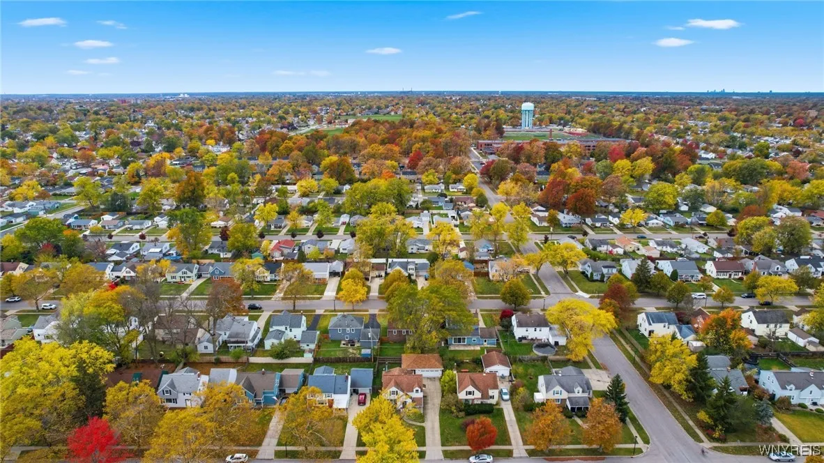 142 Kelvin Drive, Tonawanda, New York 14223, Tonawanda, New York 14223, 3 Bedrooms Bedrooms, 7 Rooms Rooms,3 BathroomsBathrooms,Residential,Closed,142 Kelvin Drive, Tonawanda, New York 14223,0,B1648905