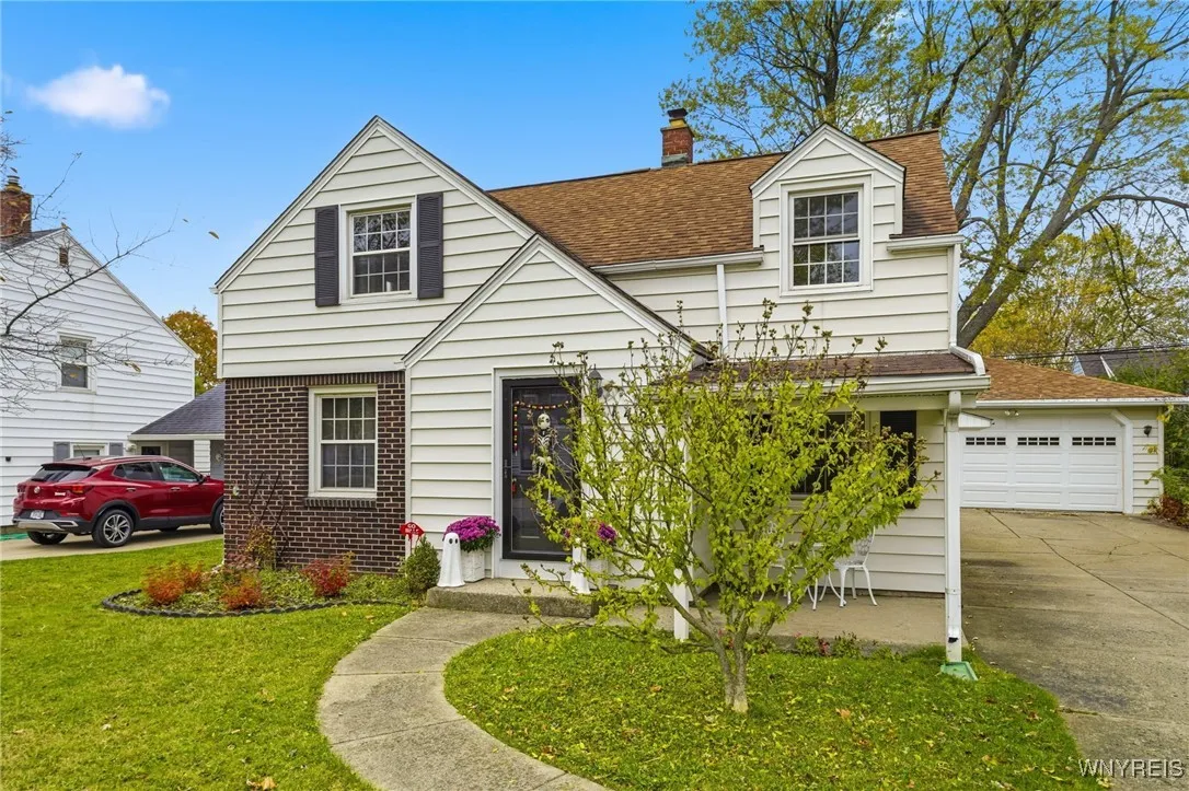142 Kelvin Drive, Tonawanda, New York 14223, Tonawanda, New York 14223, 3 Bedrooms Bedrooms, 7 Rooms Rooms,3 BathroomsBathrooms,Residential,Closed,142 Kelvin Drive, Tonawanda, New York 14223,0,B1648905