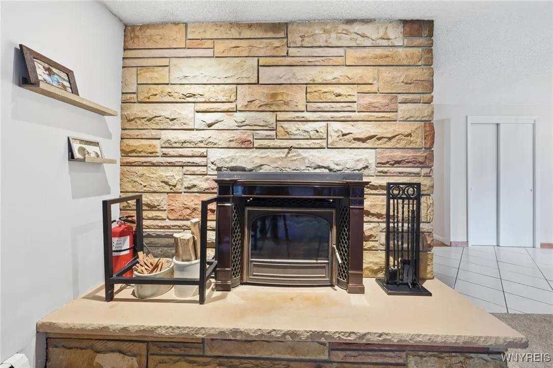 1045 Ransom Road, Grand Island, New York 14072, Grand Island, New York 14072, 4 Bedrooms Bedrooms, 9 Rooms Rooms,3 BathroomsBathrooms,Residential,For Sale,1045 Ransom Road, Grand Island, New York 14072,0,B1648747