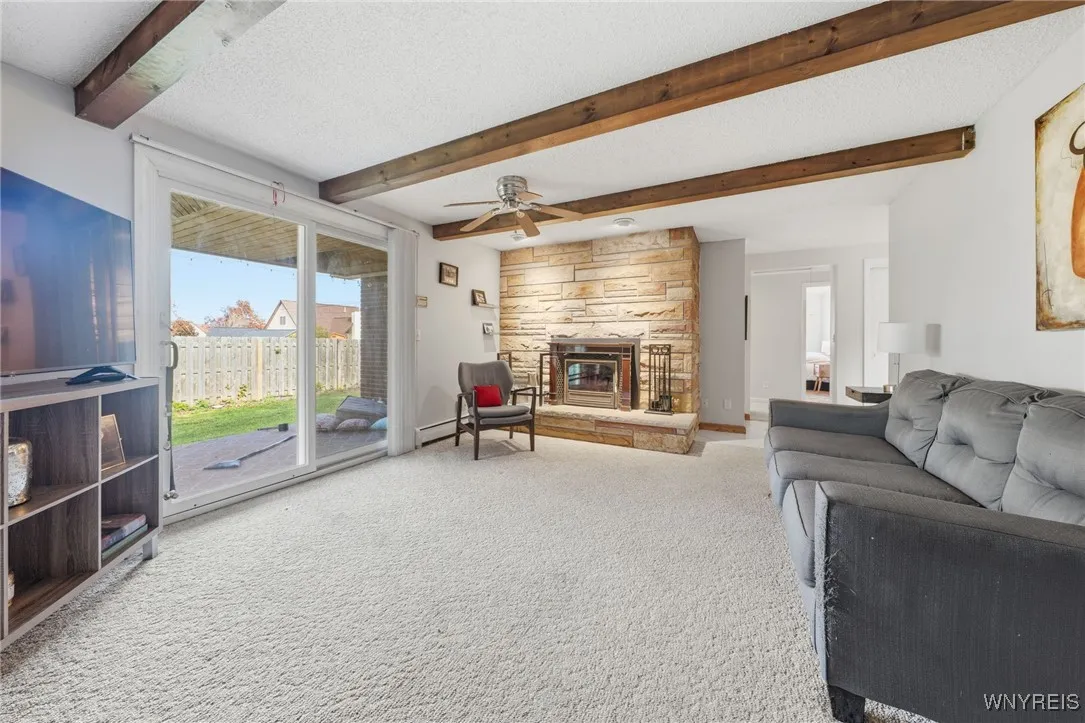 1045 Ransom Road, Grand Island, New York 14072, Grand Island, New York 14072, 4 Bedrooms Bedrooms, 9 Rooms Rooms,3 BathroomsBathrooms,Residential,For Sale,1045 Ransom Road, Grand Island, New York 14072,0,B1648747