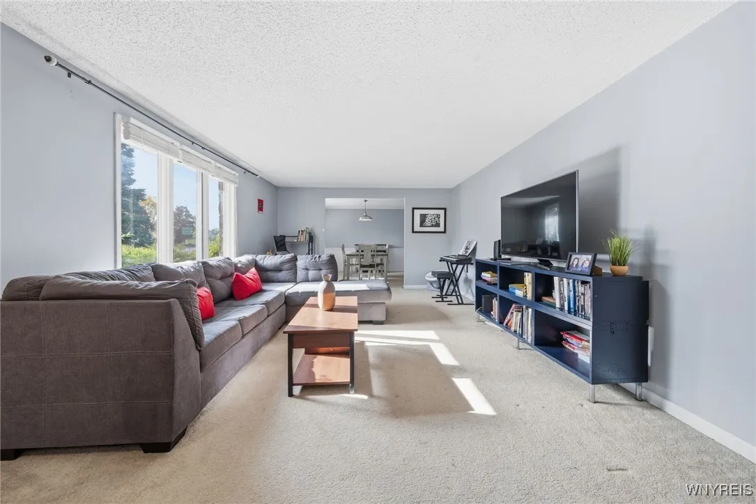 1045 Ransom Road, Grand Island, New York 14072, Grand Island, New York 14072, 4 Bedrooms Bedrooms, 9 Rooms Rooms,3 BathroomsBathrooms,Residential,For Sale,1045 Ransom Road, Grand Island, New York 14072,0,B1648747