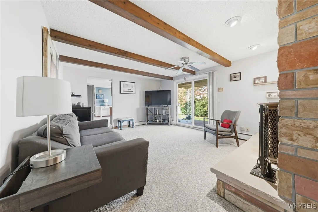 1045 Ransom Road, Grand Island, New York 14072, Grand Island, New York 14072, 4 Bedrooms Bedrooms, 9 Rooms Rooms,3 BathroomsBathrooms,Residential,For Sale,1045 Ransom Road, Grand Island, New York 14072,0,B1648747