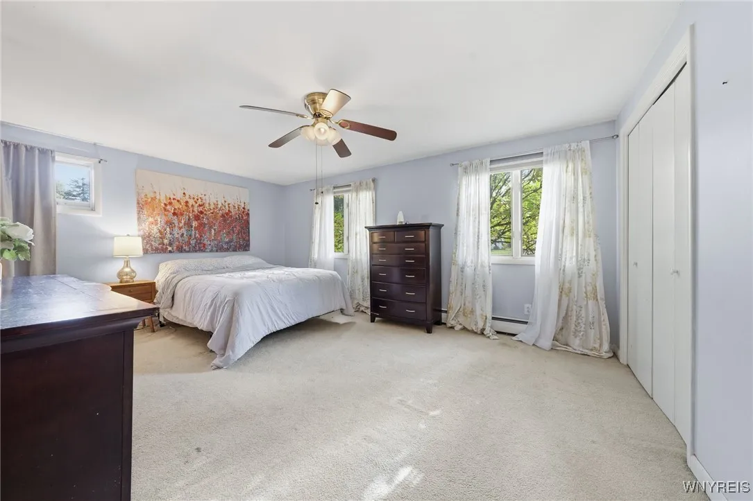 1045 Ransom Road, Grand Island, New York 14072, Grand Island, New York 14072, 4 Bedrooms Bedrooms, 9 Rooms Rooms,3 BathroomsBathrooms,Residential,For Sale,1045 Ransom Road, Grand Island, New York 14072,0,B1648747