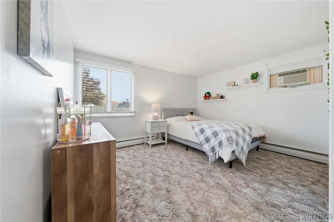 1045 Ransom Road, Grand Island, New York 14072, Grand Island, New York 14072, 4 Bedrooms Bedrooms, 9 Rooms Rooms,3 BathroomsBathrooms,Residential,For Sale,1045 Ransom Road, Grand Island, New York 14072,0,B1648747