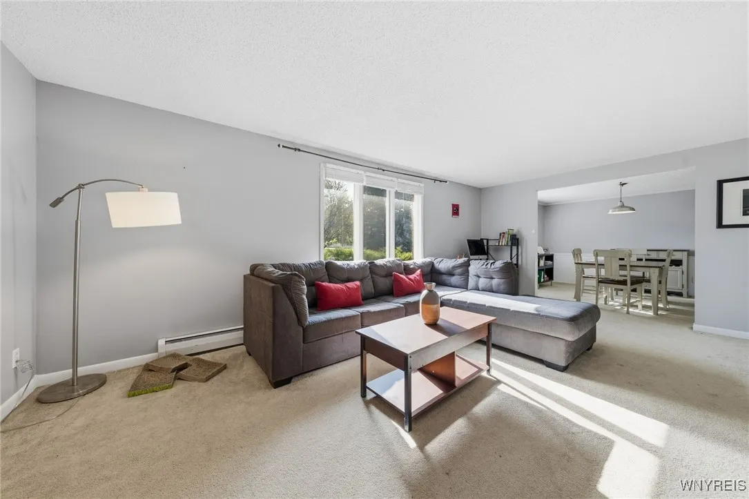 1045 Ransom Road, Grand Island, New York 14072, Grand Island, New York 14072, 4 Bedrooms Bedrooms, 9 Rooms Rooms,3 BathroomsBathrooms,Residential,For Sale,1045 Ransom Road, Grand Island, New York 14072,0,B1648747