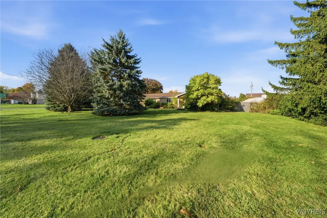 1045 Ransom Road, Grand Island, New York 14072, Grand Island, New York 14072, 4 Bedrooms Bedrooms, 9 Rooms Rooms,3 BathroomsBathrooms,Residential,For Sale,1045 Ransom Road, Grand Island, New York 14072,0,B1648747