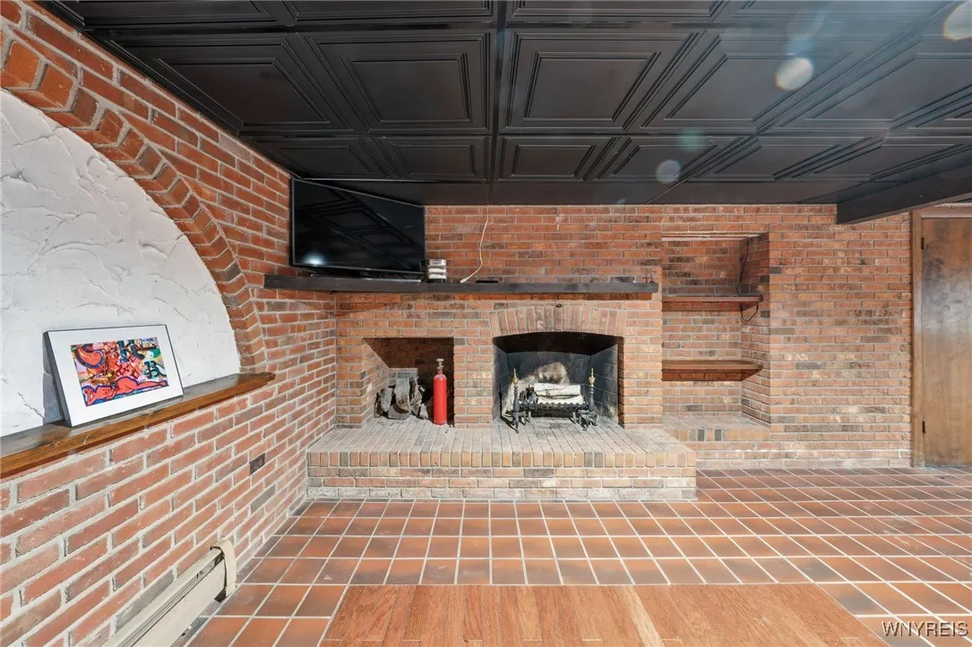 1045 Ransom Road, Grand Island, New York 14072, Grand Island, New York 14072, 4 Bedrooms Bedrooms, 9 Rooms Rooms,3 BathroomsBathrooms,Residential,For Sale,1045 Ransom Road, Grand Island, New York 14072,0,B1648747