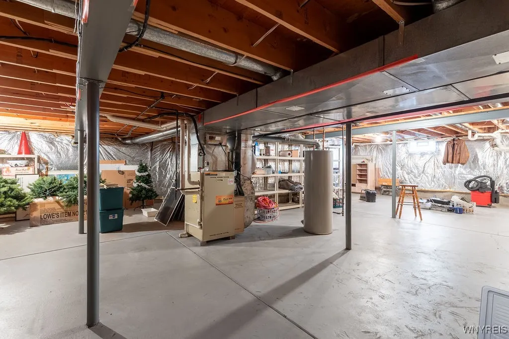 5 Hampton Hill Drive, Amherst, New York 14221, Amherst, New York 14221, 3 Bedrooms Bedrooms, 5 Rooms Rooms,2 BathroomsBathrooms,Residential,For Sale,5 Hampton Hill Drive, Amherst, New York 14221,0,B1648874