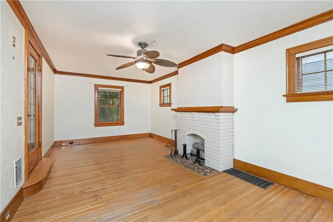 128 Pontiac Drive, Irondequoit, New York 14617, Irondequoit, New York 14617, 3 Bedrooms Bedrooms, 7 Rooms Rooms,1 BathroomBathrooms,Residential,For Sale,128 Pontiac Drive, Irondequoit, New York 14617,0,R1648092