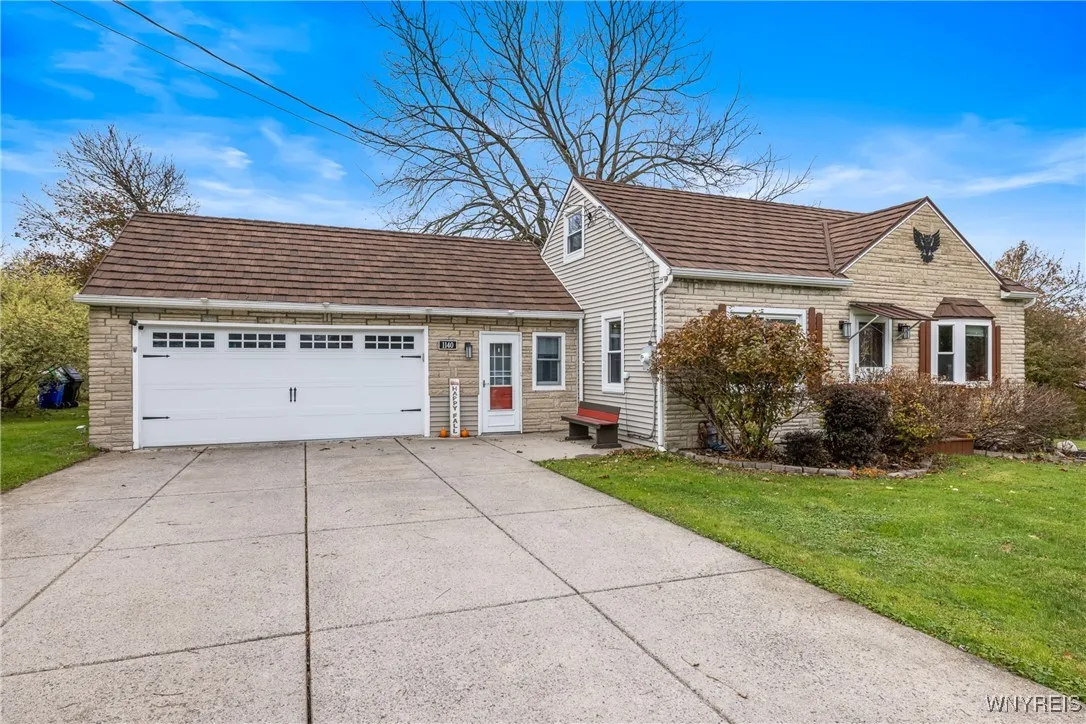 10' X 19' BREEZEWAY W/LAUNDRY & CLOSET