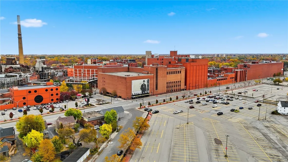 211 West Ridge Road, Rochester, New York 14615, Rochester, New York 14615, ,Commercial Lease,For Rent,211 West Ridge Road, Rochester, New York 14615,0,R1648849