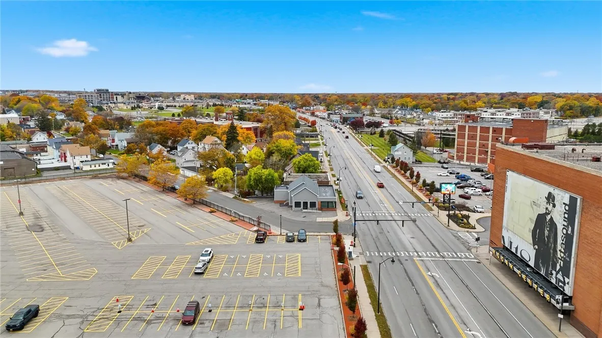 211 West Ridge Road, Rochester, New York 14615, Rochester, New York 14615, ,Commercial Lease,For Rent,211 West Ridge Road, Rochester, New York 14615,0,R1648849