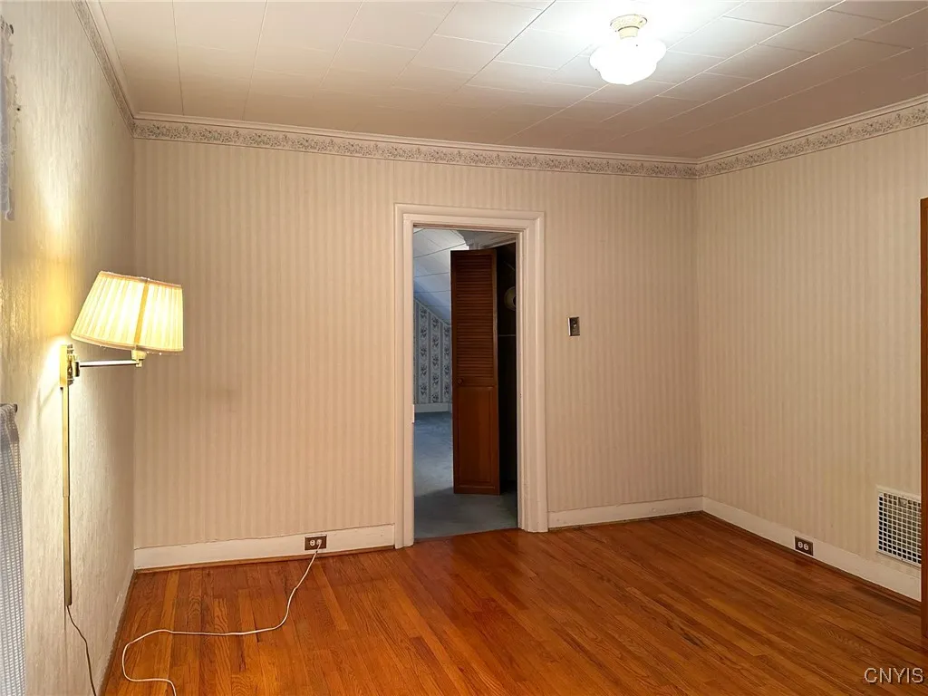 507 South Litchfield Street, Frankfort, New York 1, Frankfort, New York 13340, 4 Bedrooms Bedrooms, 8 Rooms Rooms,2 BathroomsBathrooms,Residential,For Sale,507 South Litchfield Street, Frankfort, New York 1,0,S1649089